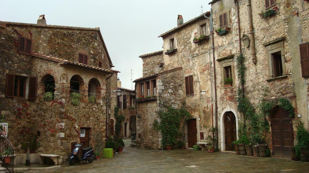 Casa Delle Mura Montemerano
